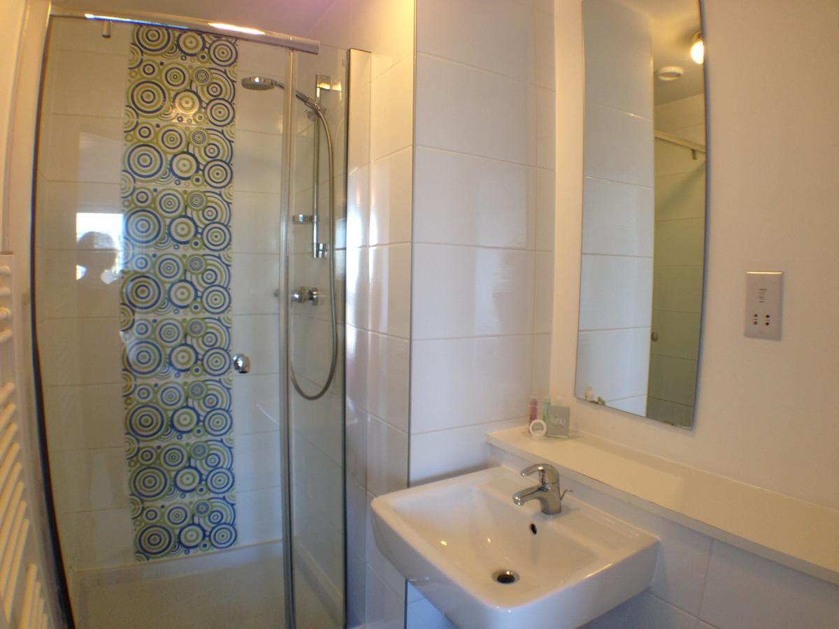 Linx Apartments Skyline Plaza Бэйсингсток Экстерьер фото